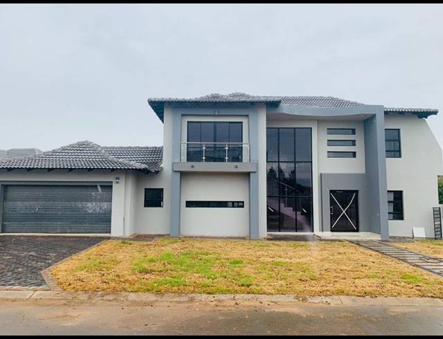 5 BEDROOM HOUSE FOR SALE IN SAVANNAH COUNTRY ESTATE